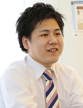 開発事業部 ソフトウェア開発写真